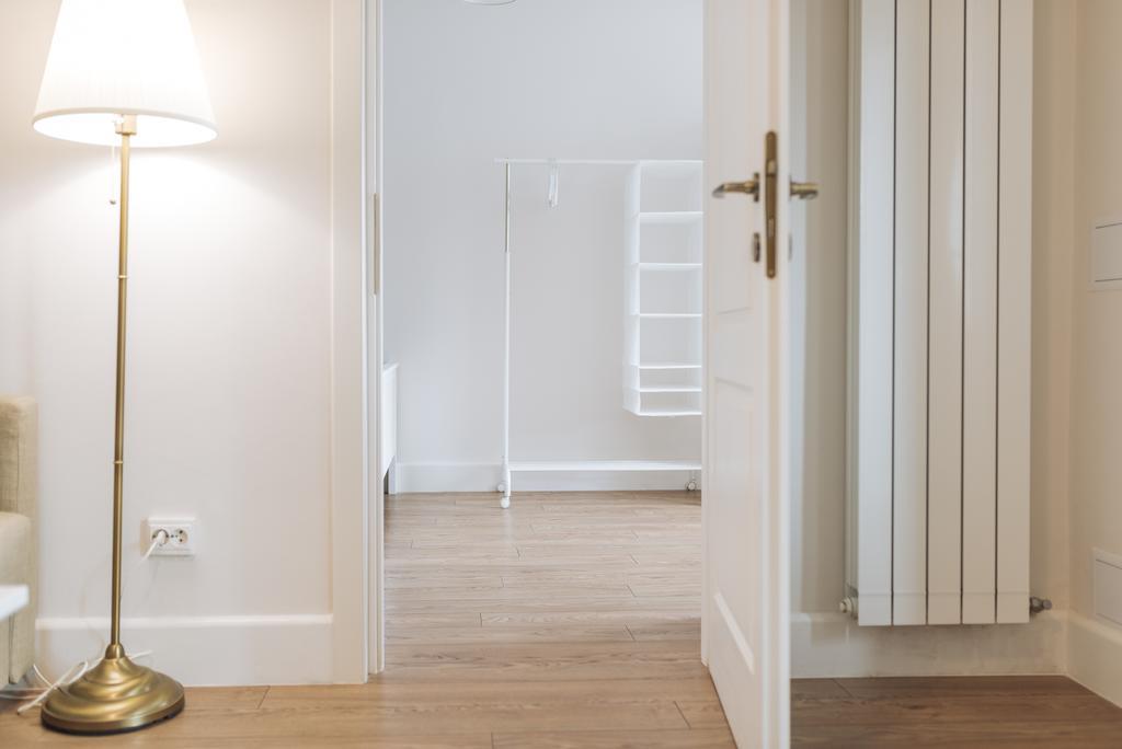 River View - Old City Apartment Букурещ Екстериор снимка